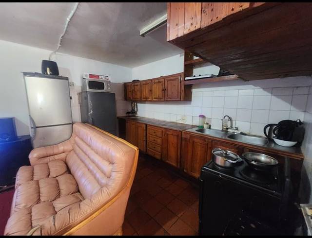 2 BEDROOM APARTMENT FOR SALE IN BRIXTON